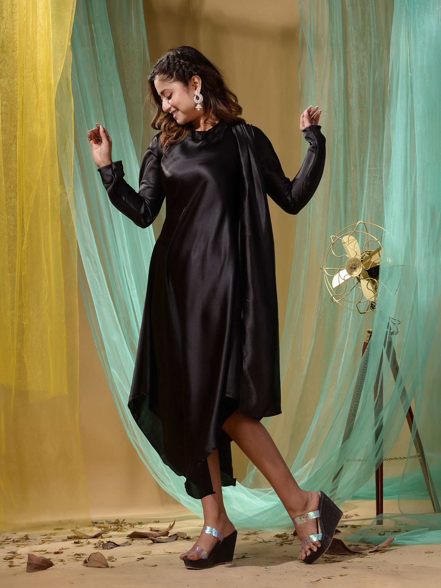 Buy Black Kurtis & Tunics for Women by Amydus Online | Ajio.com